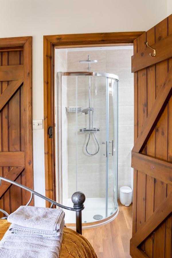 Granary Cottage - Luxury Barn Conversion Weston Subedge ภายนอก รูปภาพ