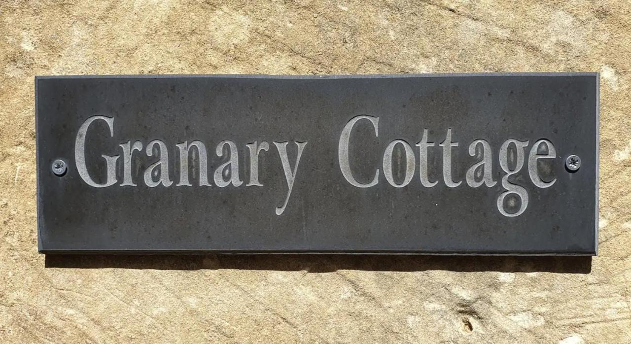 Granary Cottage - Luxury Barn Conversion Weston Subedge ภายนอก รูปภาพ